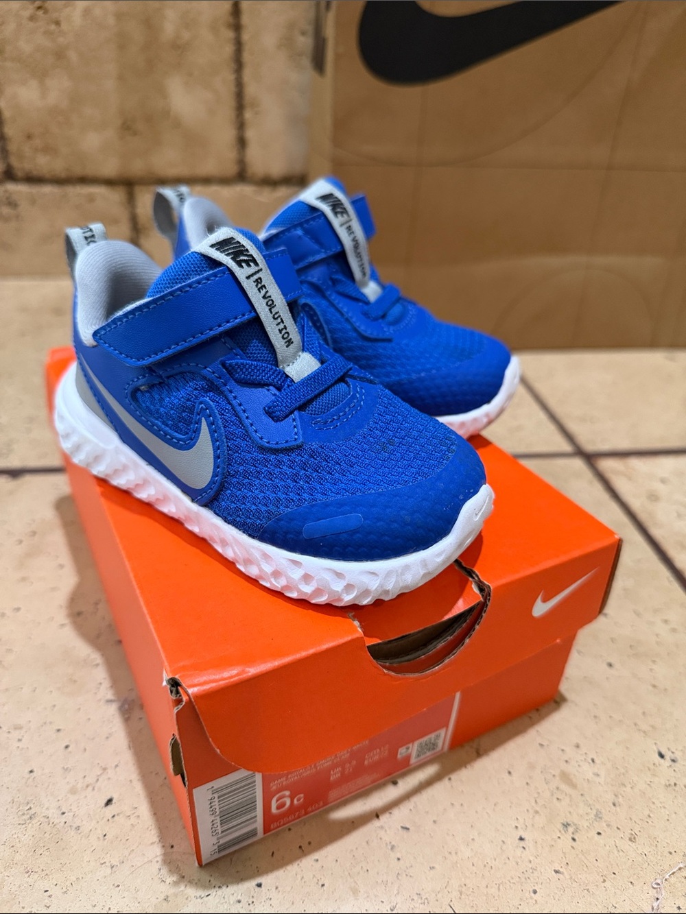 Nike Toddler Blue and White Athletic Sneakers